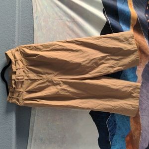 Wide leg pleated crop trousers